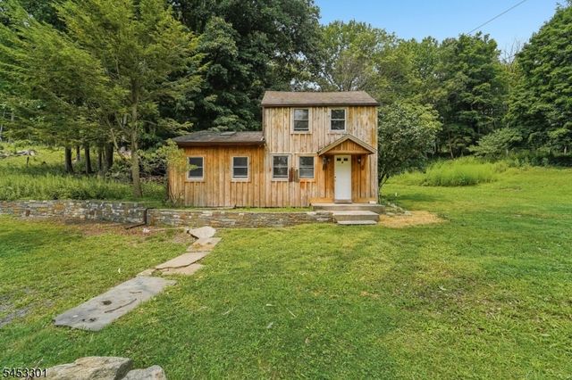 135 Millbrook Rd, Hardwick Twp., NJ 07825