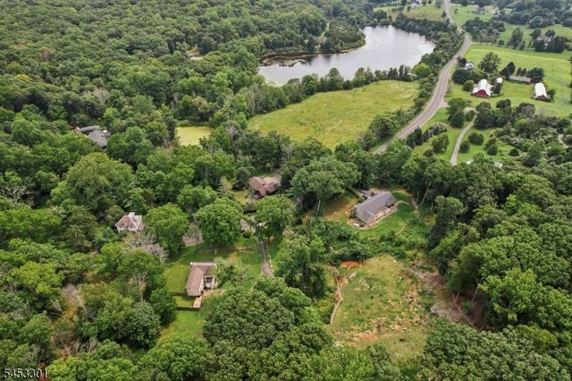 135 Millbrook Rd, Hardwick Twp., NJ 07825