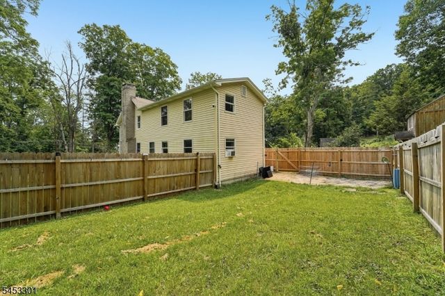 135 Millbrook Rd, Hardwick Twp., NJ 07825