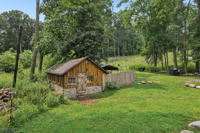 135 Millbrook Rd, Hardwick Twp., NJ 07825