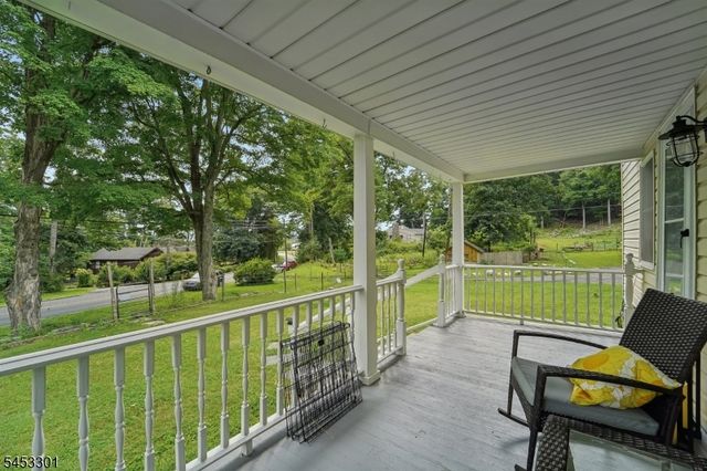 135 Millbrook Rd, Hardwick Twp., NJ 07825