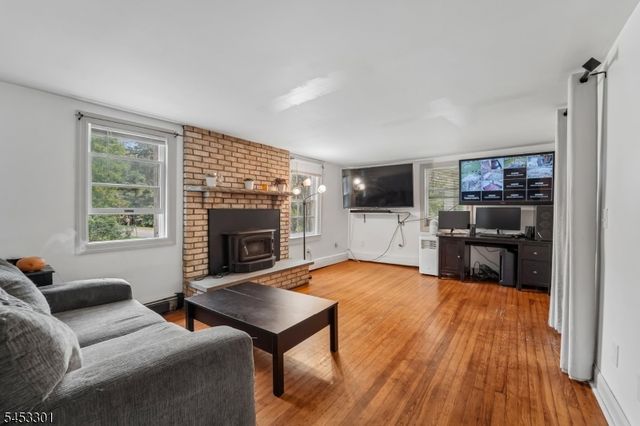 135 Millbrook Rd, Hardwick Twp., NJ 07825