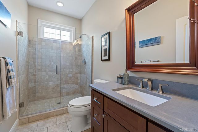 8473 Deerwood Road, Independence Charter Township, MI 48348