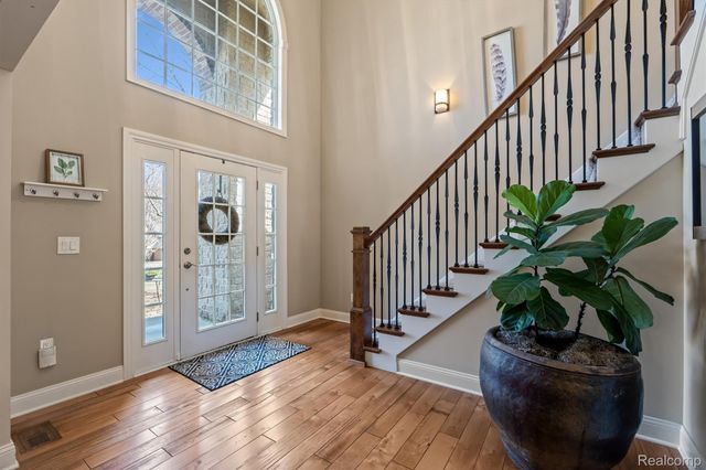 8473 Deerwood Road, Independence Charter Township, MI 48348