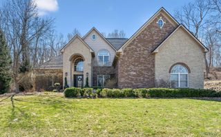 8473 Deerwood Road, Independence Charter Township, MI 48348