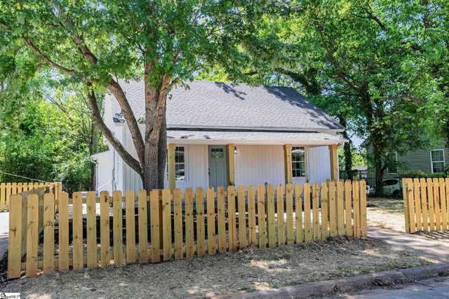 1 9th Street, Greenville, SC 29611