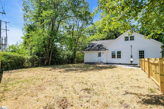 1 9th Street, Greenville, SC 29611
