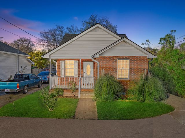 809 N DuPont Ave, Madison, TN 37115