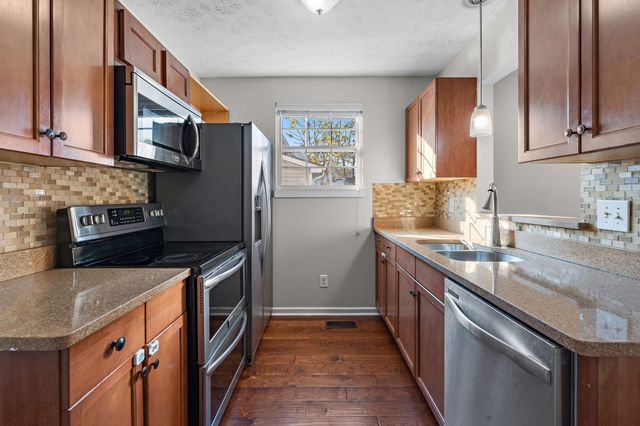 809 N DuPont Ave, Madison, TN 37115
