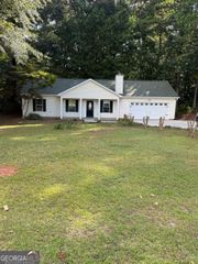 598 Ishman Ballard Road, Newnan, GA 30263