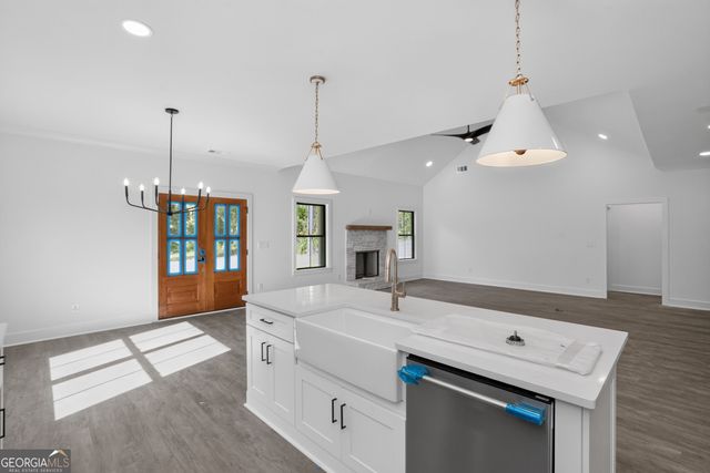 21 Peninsula Drive, Monticello, GA 31064