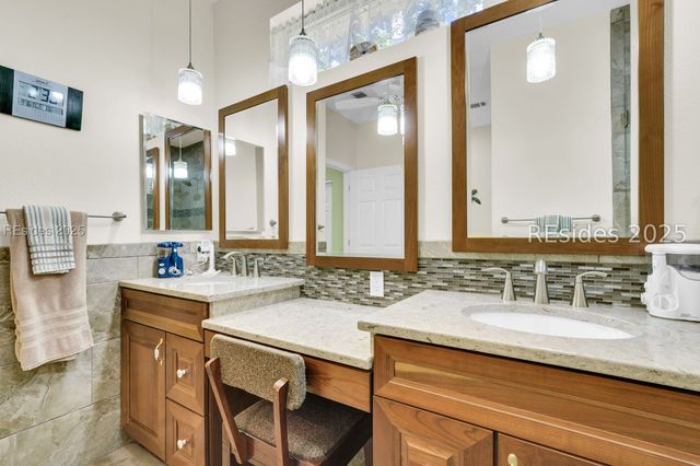 21 Trescot Ln, Bluffton, SC 29909