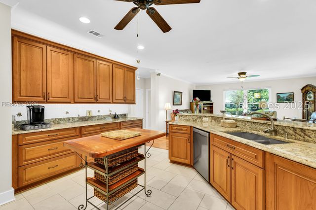 21 Trescot Ln, Bluffton, SC 29909