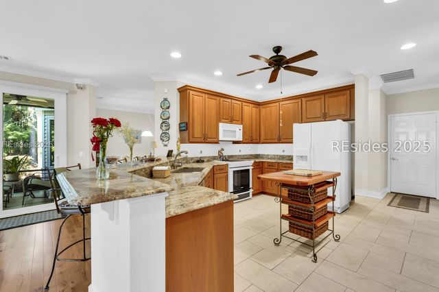 21 Trescot Ln, Bluffton, SC 29909