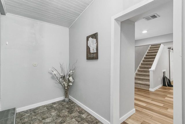 6212 Bridge Road, Monona, WI 53716