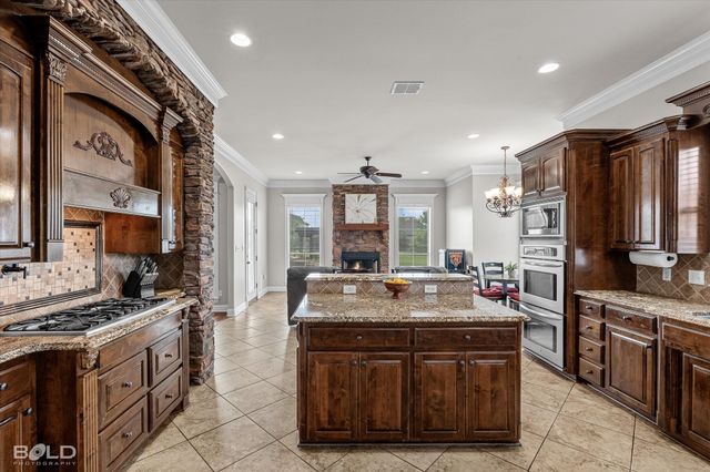 221 Cattail Trail, Benton, LA 71006