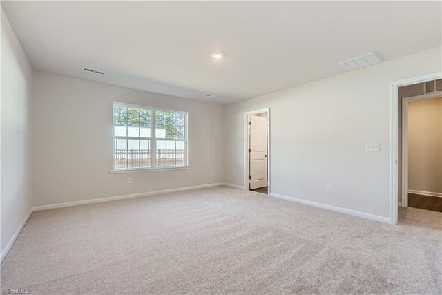 5242 Amaryllis Way, Winston-salem, NC 27104