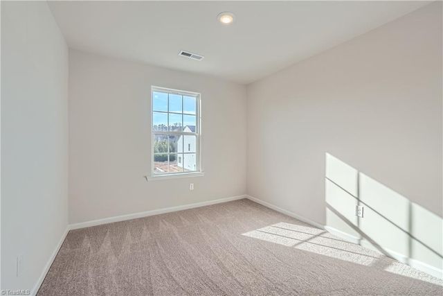 5242 Amaryllis Way, Winston-salem, NC 27104