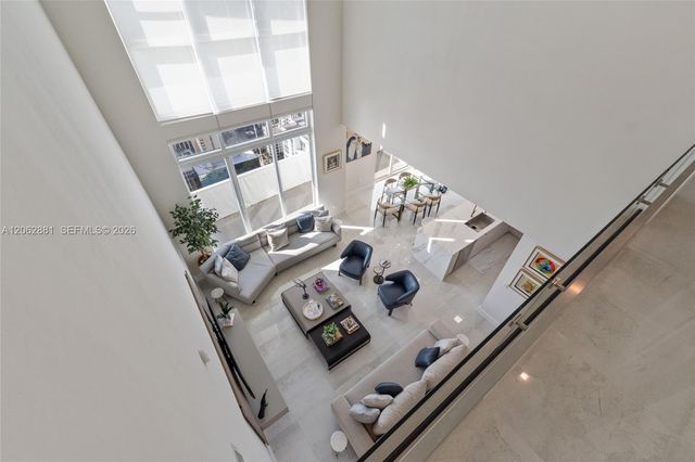 950 Brickell Bay Dr 5507, Miami, FL 33131