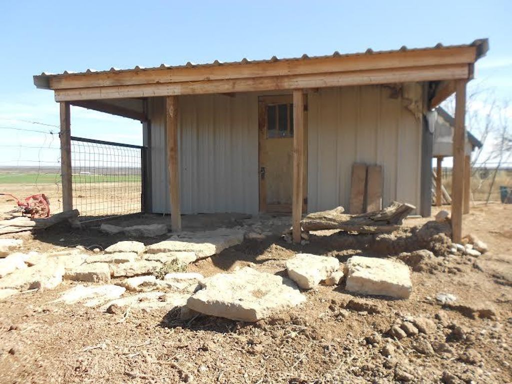 Image 5 of property listing at 119 County Rd 351, Winters, TX 79567