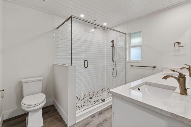 19228 Caribbean Court, Jupiter, FL 33469