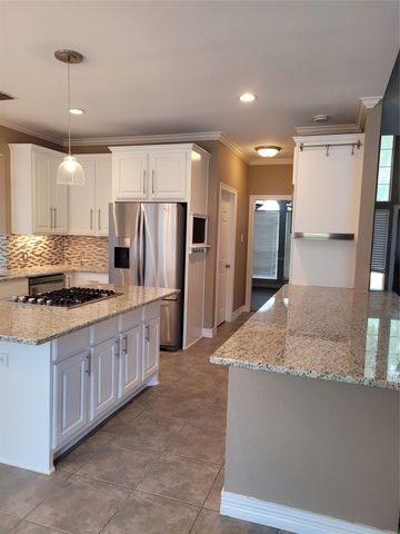 1713 Water Lily Drive, Southlake, TX 76092