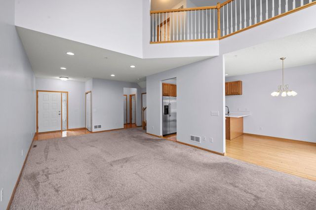 5094 Yuma Lane N, Plymouth, MN 55446