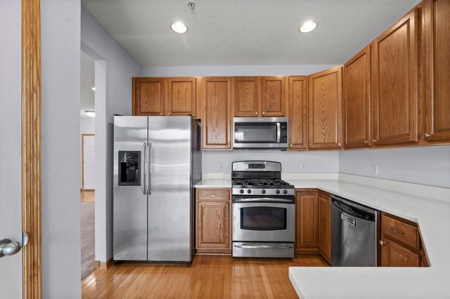 5094 Yuma Lane N, Plymouth, MN 55446