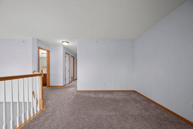 5094 Yuma Lane N, Plymouth, MN 55446
