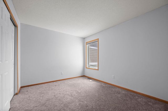 5094 Yuma Lane N, Plymouth, MN 55446