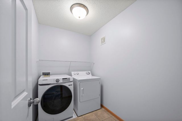5094 Yuma Lane N, Plymouth, MN 55446