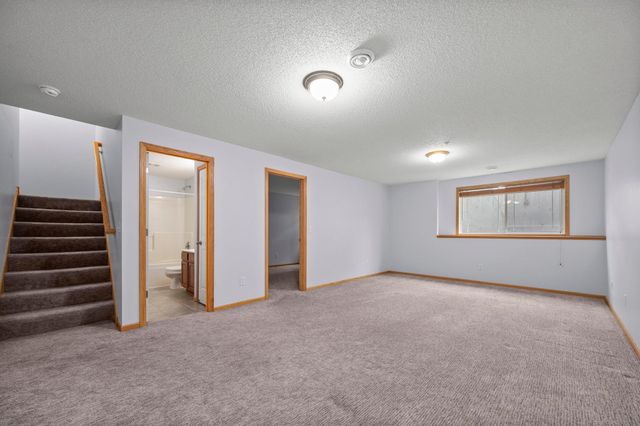 5094 Yuma Lane N, Plymouth, MN 55446