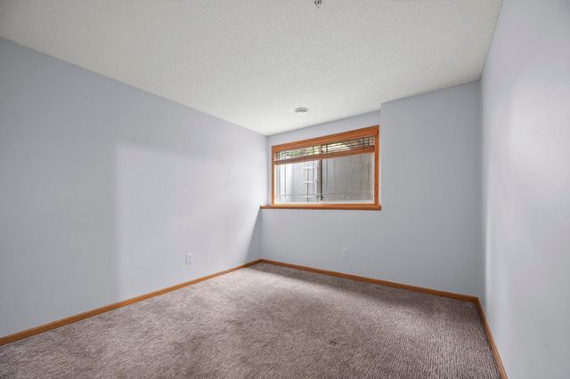 5094 Yuma Lane N, Plymouth, MN 55446