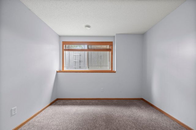 5094 Yuma Lane N, Plymouth, MN 55446