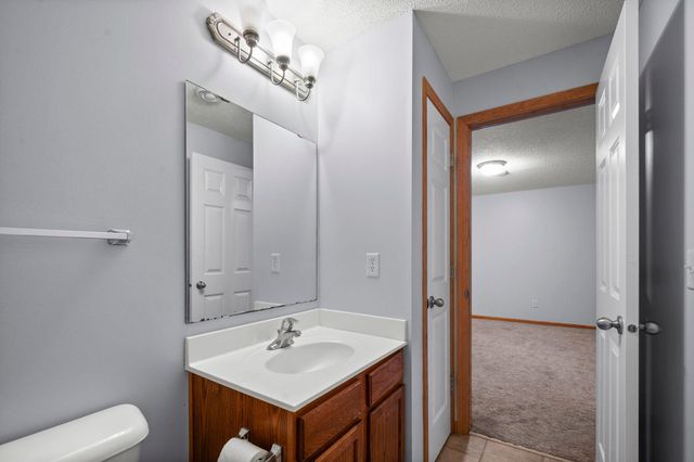 5094 Yuma Lane N, Plymouth, MN 55446