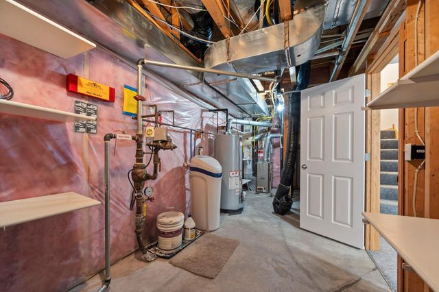 5094 Yuma Lane N, Plymouth, MN 55446