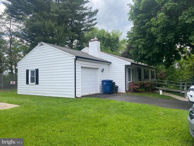 198 GRANT AVE, Coatesville, PA 19320