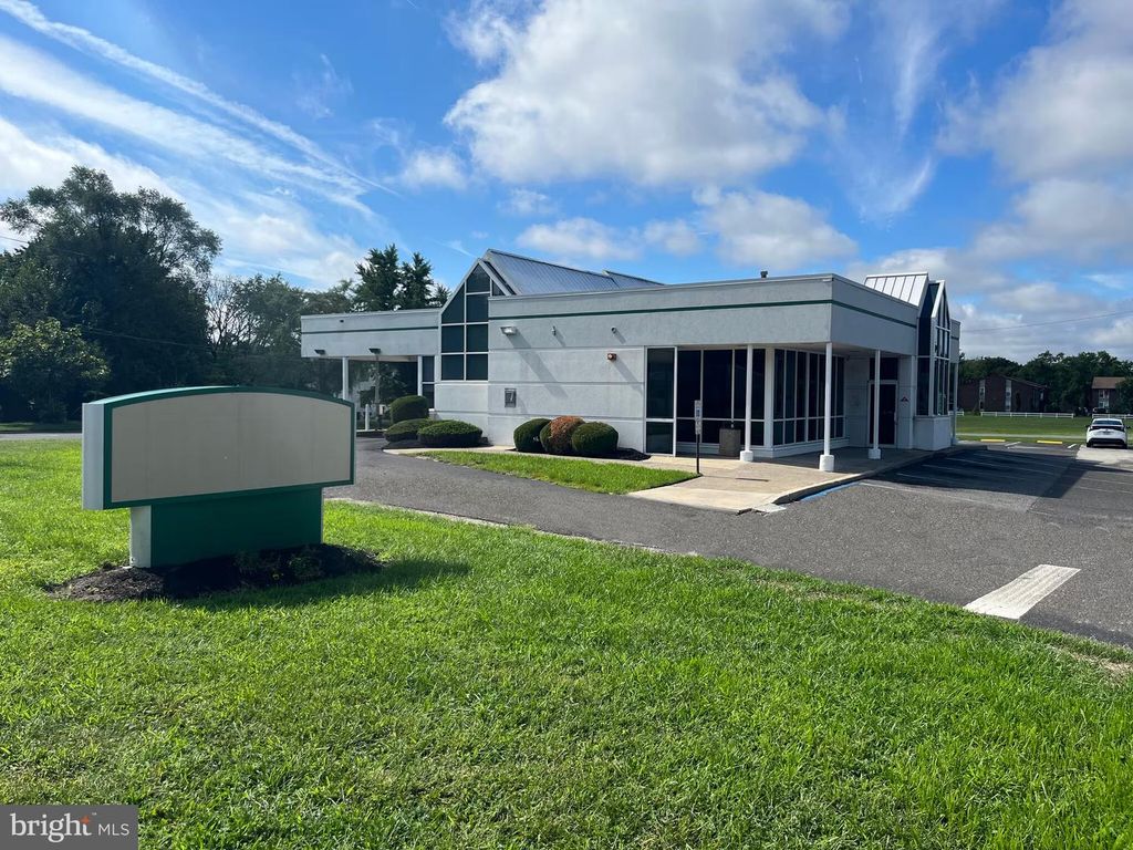 1149 COOPER ST, Beverly, NJ 08010
