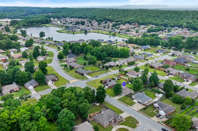 86 Magness Creek Drive, Cabot, AR 72023