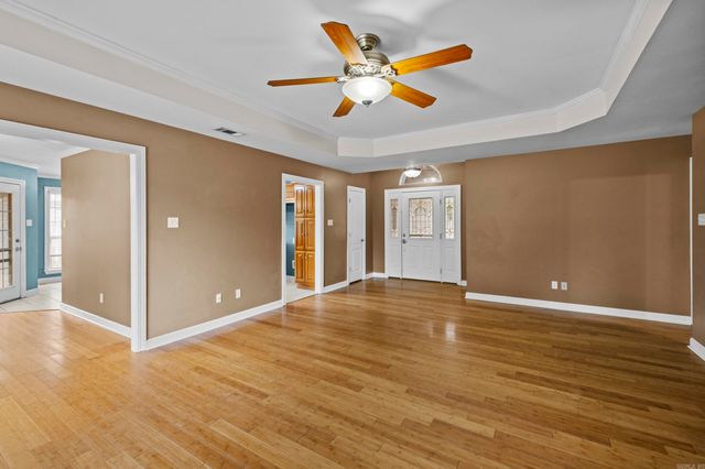 86 Magness Creek Drive, Cabot, AR 72023