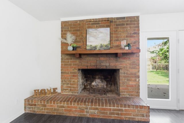 801 Gettysburg Place, Bedford, TX 76022