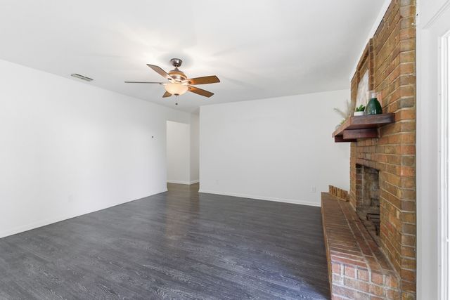 801 Gettysburg Place, Bedford, TX 76022