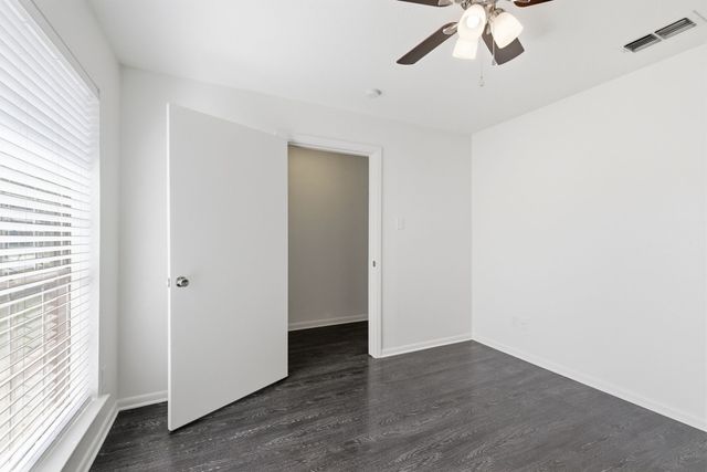 801 Gettysburg Place, Bedford, TX 76022