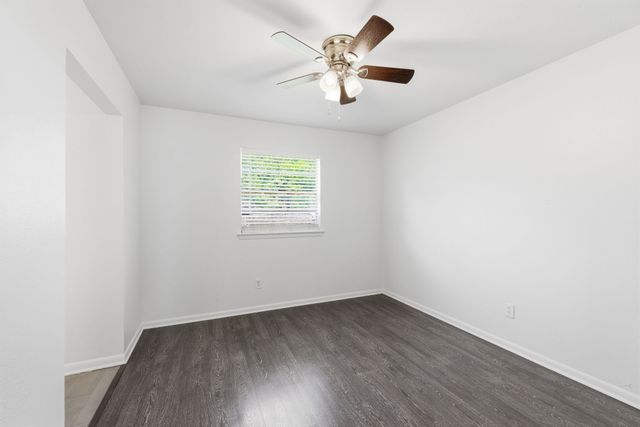 801 Gettysburg Place, Bedford, TX 76022