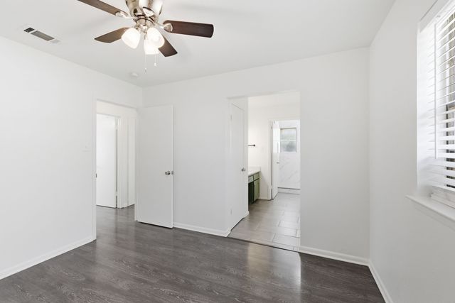 801 Gettysburg Place, Bedford, TX 76022