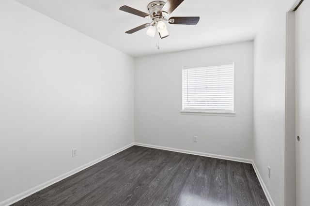 801 Gettysburg Place, Bedford, TX 76022