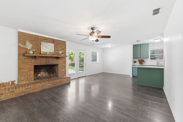 801 Gettysburg Place, Bedford, TX 76022