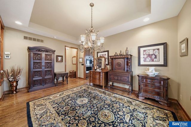 5920 Minter Lane, Lincoln, NE 68516