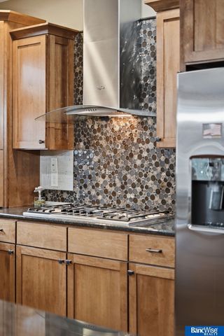 5920 Minter Lane, Lincoln, NE 68516