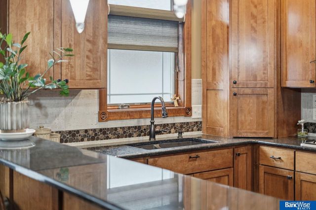 5920 Minter Lane, Lincoln, NE 68516